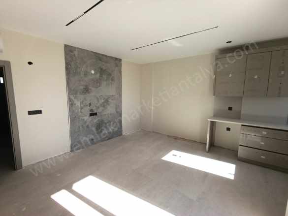 Tramvayın Dibinde Arakatta Lüks Sıfır Satılık Daire 1+1 Kepez Aydoğmuş Mah