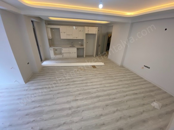 Deniz Mah. Muratpaşa Satılık Daire |  2+1 Oda | 110M2 8.000.000Tl  Krediye Uygun  | 1. Kat | Doğalgaz(Kombi) | 2 Banyo Resim-3