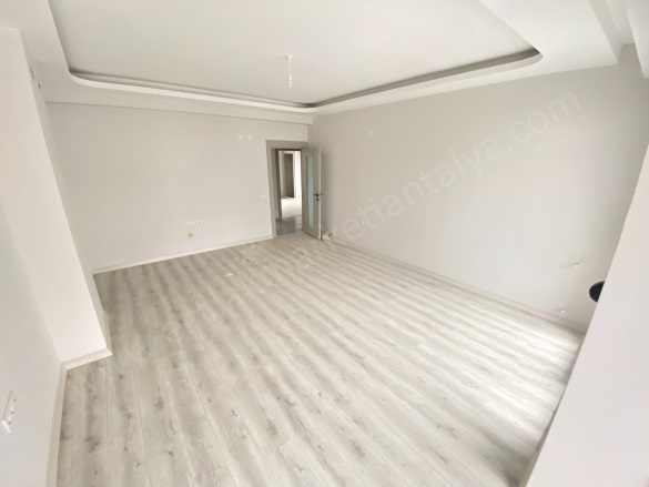 Deniz Mah. Muratpaşa Satılık Daire |  3+1 Oda | 180M2 15.000.000Tl  Krediye Uygun  | Çatı Dubleksi | Doğalgaz(Kombi) | 2 Banyo Resim-3
