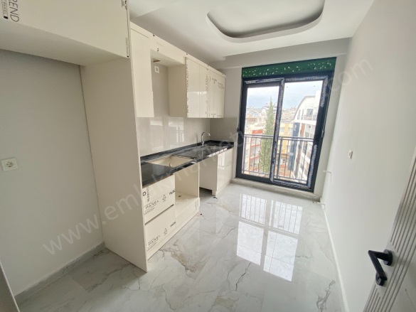 Deniz Mah. Muratpaşa Satılık Daire |  3+1 Oda | 180M2 14.000.000Tl  Krediye Uygun  | Çatı Dubleksi | Doğalgaz(Kombi) | 2 Banyo Resim-5