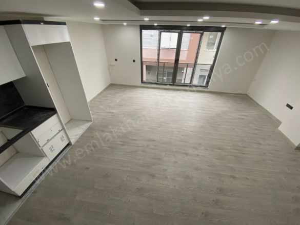 Konyaaltı Cadde Arkası Kullanışlı Kapalı Otoparklı Dubleks 4+2 Satılık Daire Muratpaşa Deniz Mah