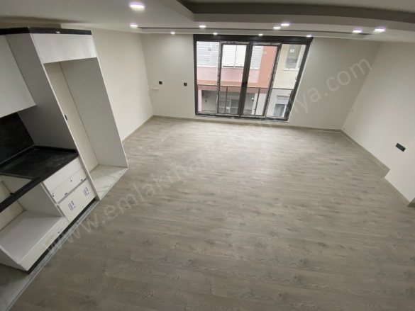 Deniz Mah. Muratpaşa Satılık Daire |  4+2 Oda | 180M2 11.000.000Tl  Krediye Uygun  | Çatı Dubleksi | Doğalgaz(Kombi) | 2 Banyo Resim-3