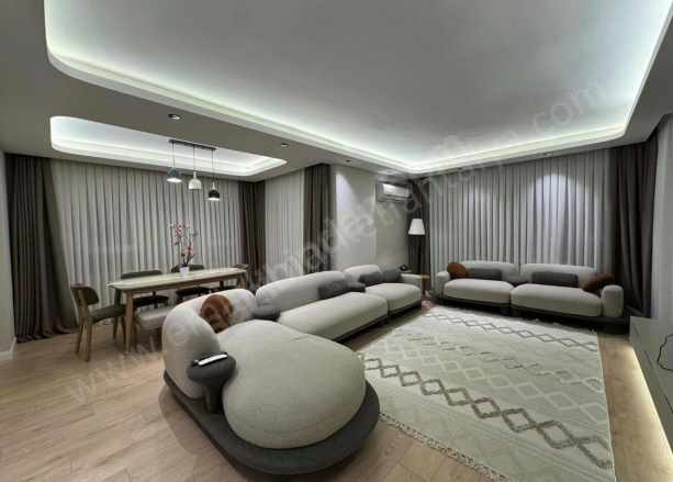 Meydankavağında Site içi Yapılı Geniş Arakat 3+1 Satılık Daire Muratpaşa Meydankavağı Mah