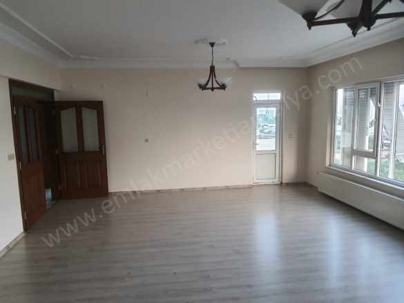 Şirinyalıda Arakat Kombili Katta 3+1 Satılık Daire Muratpaşa Şirinyalı Mah