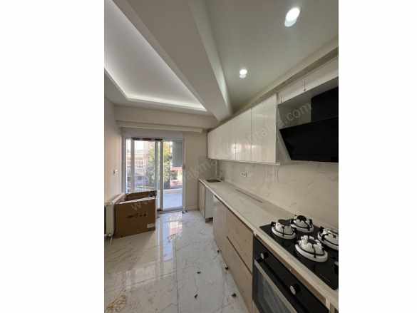 Güvenlikte K Otoparklı Kombili 2+1 Ayrı Mutfaklı Ler Satılık Daire Muratpaşa Güvenlik Mah