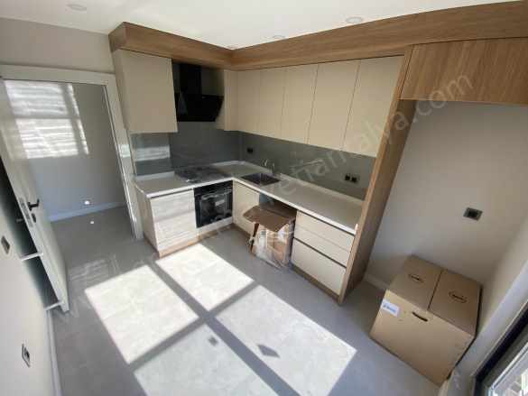 Medstar Hastanesi Yakını Çok Şık Ayrı Mutfaklı 2+1 Satılık Daire Muratpaşa Yıldız Mah