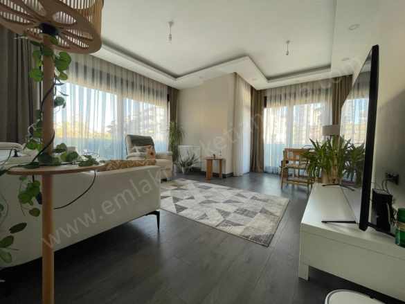 Zerdalilikte Cadde Üzeri Arakat Geniş 2+1 Satılık Daire Muratpaşa Zerdalilik Mah