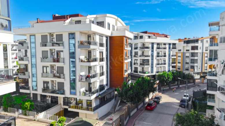 Emars Park Sitesinde Full Eşyalı Satılık Daire Lüks 2+1 Konyaaltı Hurma Mah