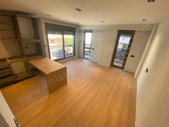 Anadolu Hastanesi Karşısı Arakat Geniş 1+1Ler Satılık Daire Muratpaşa Çaybaşı Mah