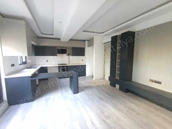 Konyaaltı Caddesine Yakın Sıfır Katta 2+1 Satılık Daire Muratpaşa Bahçelievler Mah