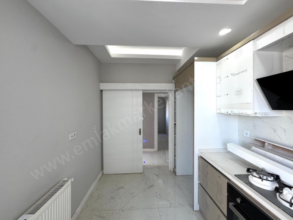 Yıldız Mah. Muratpaşa Satılık Daire |  3+1 Oda | 130M2 8.500.000Tl  Krediye Uygun  | 3. Kat | Doğalgaz(Kombi) | 2 Banyo Resim-3