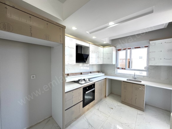 Yıldız Mah. Muratpaşa Satılık Daire |  3+1 Oda | 130M2 8.500.000Tl  Krediye Uygun  | 3. Kat | Doğalgaz(Kombi) | 2 Banyo Resim-4