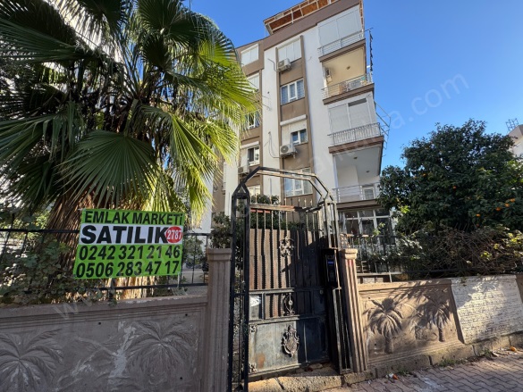 Yenigün Mah. Muratpaşa Satılık Daire |  5+1 Oda | 218M2 5.200.000Tl  Krediye Uygun  | 4. Kat | Doğalgaz(Kombi) | 2 Banyo Resim-1