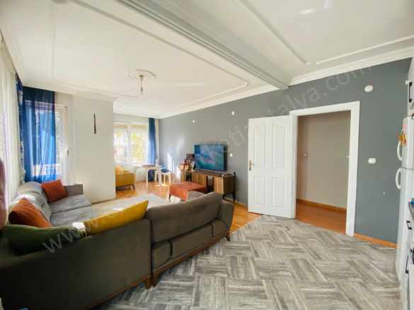 Merkezi Konumda Asansörlü Geniş Kullanışlı 2+1 Satılık Daire Muratpaşa Mah