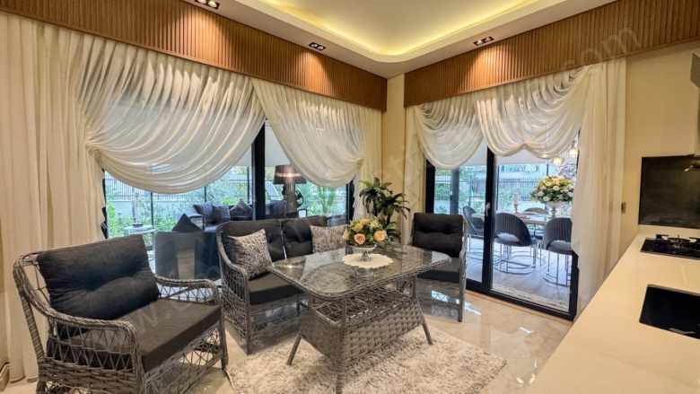 Antalyanın En Prestijli Sitesinde Ultra Lüks Bahçe Katı 1+1 Satılık Daire Muratpaşa Güzeloba Mah