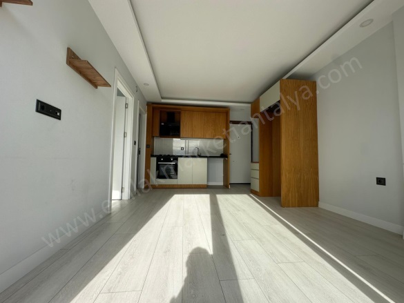 Altıntaş Mah. Aksu Satılık Daire |  1+1 Oda | 40M2 4.500.000Tl  Krediye Uygun  | 1. Kat | Klima | 1 Banyo Resim-2