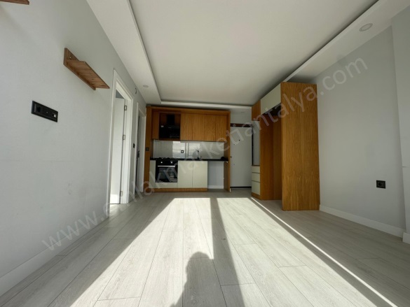 Altıntaş Mah. Aksu Satılık Daire |  1+1 Oda | 40M2 4.500.000Tl  Krediye Uygun  | 1. Kat | Klima | 1 Banyo Resim-3