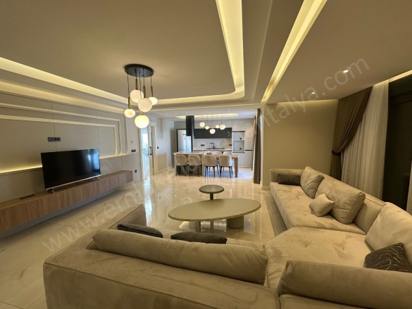 Çamyuva Mah. Kemer Satılık Villa |  4+1 Oda | 200M2 55.000.000Tl  Krediye Uygun  Eşyalı  | Villa | Klima | 4 Banyo Resim-4