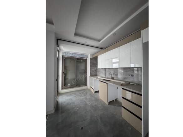 Kızıltoprak Mah. Muratpaşa Satılık Daire |  4+1 Oda | 188M2 11.750.000Tl  Krediye Uygun  | 4. Kat | Doğalgaz(Kombi) | 3 Banyo Resim-5