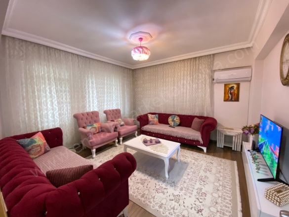 Yenigün Mah. Muratpaşa Satılık Daire |  2+1 Oda | 100M2 4.000.000Tl  Krediye Uygun  | 3. Kat | Doğalgaz(Kombi) | 1 Banyo Resim-3