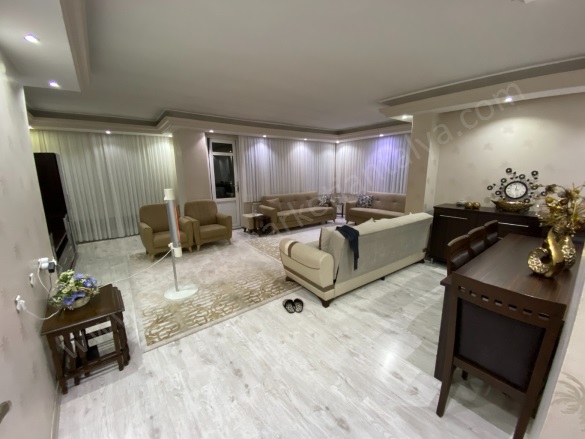 Yıldız Mah. Muratpaşa Satılık Daire |  4+1 Oda | 280M2 9.000.000Tl  Krediye Uygun  | 5. Kat | Doğalgaz(Kombi) | 2 Banyo Resim-2