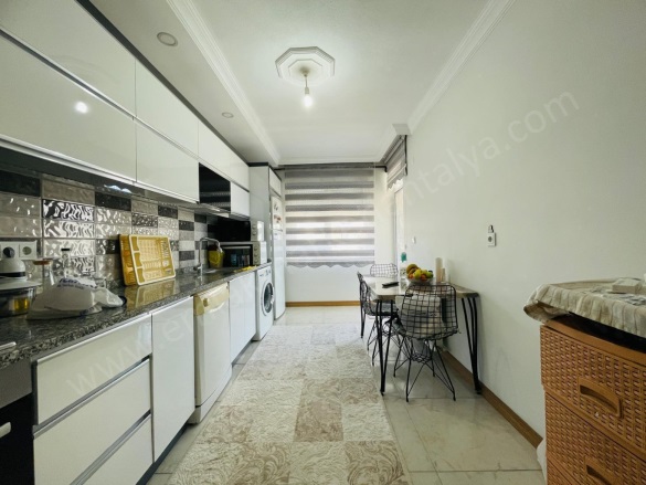 Kızılarık Mah. Muratpaşa Satılık Daire |  2+1 Oda | 105M2 4.750.000Tl  Krediye Uygun  | 3. Kat | Doğalgaz(Kombi) | 1 Banyo Resim-1