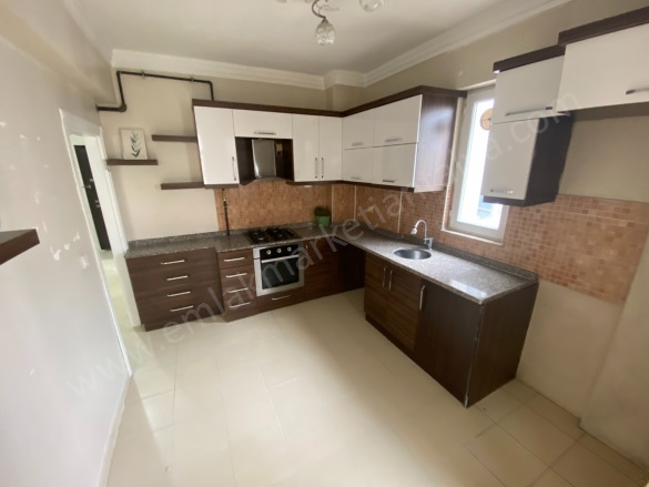 Kızıltoprak Mah. Muratpaşa Satılık Daire |  2+1 Oda | 100M2 5.950.000Tl  Krediye Uygun  | 3. Kat | Doğalgaz(Kombi) | 1 Banyo Resim-3