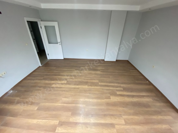 Yüksekalan Mah. Muratpaşa Satılık Daire |  3+1 Oda | 150M2 5.500.000Tl  Krediye Uygun  | 1. Kat | Klima | 1 Banyo Resim-5