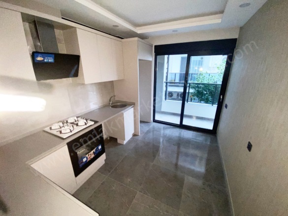 Güvenlik Mah. Muratpaşa Satılık Daire |  2+1 Oda | 100M2 7.000.000Tl  Krediye Uygun  | 2. Kat | Klima | 2 Banyo Resim-2