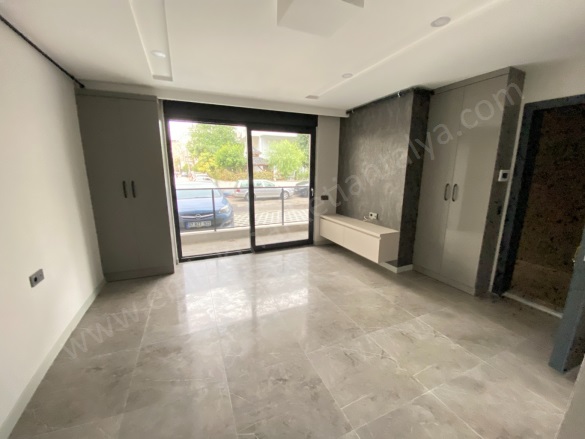 Güvenlik Mah. Muratpaşa Satılık Daire |  1+1 Oda | 50M2 4.000.000Tl  Krediye Uygun  | Yüksek Giriş | Klima | 1 Banyo Resim-2