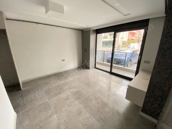 Güvenlik Mah. Muratpaşa Satılık Daire |  1+1 Oda | 50M2 4.000.000Tl  Krediye Uygun  | Yüksek Giriş | Klima | 1 Banyo Resim-3