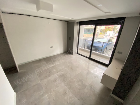 Güvenlik Mah. Muratpaşa Satılık Daire |  1+1 Oda | 50M2 4.000.000Tl  Krediye Uygun  | Yüksek Giriş | Klima | 1 Banyo Resim-4