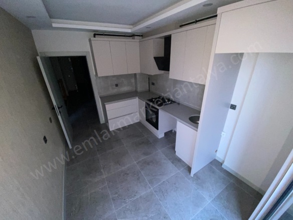 Güvenlik Mah. Muratpaşa Satılık Daire |  3+1 Oda | 180M2 9.500.000Tl  Krediye Uygun  | 3. Kat | Klima | 4 Banyo Resim-5