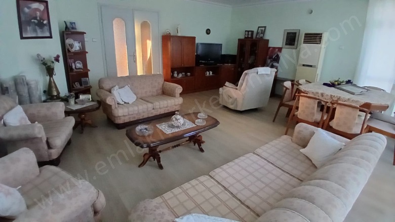 Güvenlik Mah. Muratpaşa Satılık Daire |  3+1 Oda | 145M2 5.250.000Tl  Krediye Uygun  | 3. Kat | Klima | 1 Banyo Resim-1