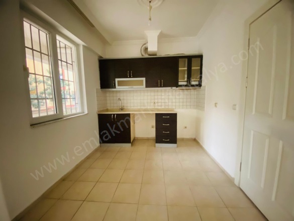 Kızılarık Mah. Muratpaşa Kiralık Daire |  2+1 Oda | 75M2 Aylık 19.000Tl | Yüksek Giriş | Klima | 1 Banyo Resim-3