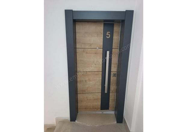 Kızıltoprak Mah. Muratpaşa Kiralık Daire |  3+1 Oda | 135M2 Aylık 30.000Tl | 1. Kat | Doğalgaz(Kombi) | 2 Banyo Resim-1