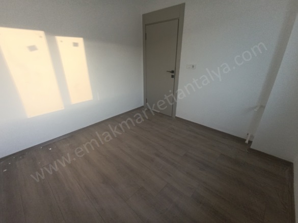 Aydoğmuş Mah. Kepez Satılık Daire |  1+1 Oda | 65M2 2.100.000Tl  Krediye Uygun  | Zemin Kat | Klima | 1 Banyo Resim-5