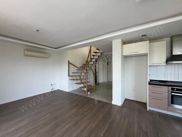 Altınkum Mah. Konyaaltı Satılık Daire |  3+1 Oda | 145M2 9.800.000Tl  Krediye Uygun  | 5. Kat | Doğalgaz(Kombi) | 2 Banyo Resim-2