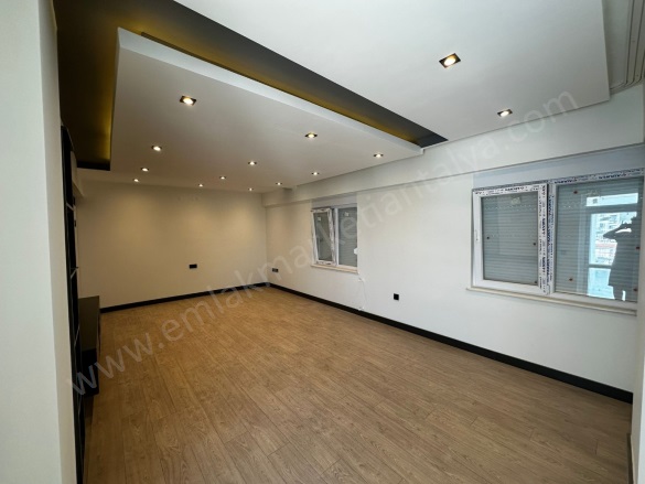 Varsak Karşıyaka Mah. Kepez Satılık Daire |  3+1 Oda | 142M2 4.750.000Tl  Krediye Uygun  | 7. Kat | Klima | 2 Banyo Resim-5