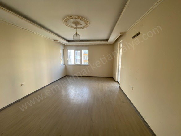 Kızıltoprak Mah. Muratpaşa Kiralık Daire |  3+1 Oda | 150M2 Aylık 35.000Tl | 3. Kat | Klima | 2 Banyo Resim-5