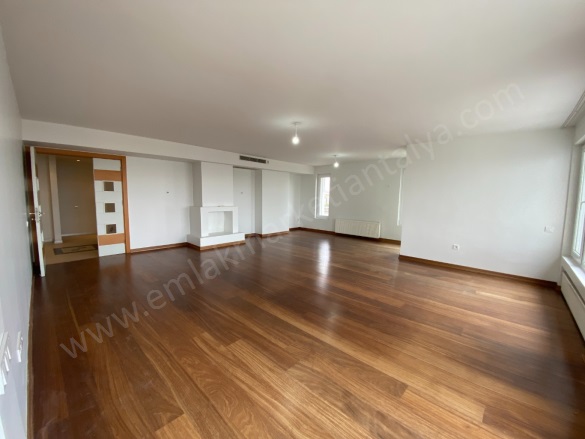 Çağlayan Mah. Muratpaşa Satılık Daire |  3+1 Oda | 220M2 40.000.000Tl  Krediye Uygun  | 4. Kat | Doğalgaz(Kombi) | 2 Banyo Resim-5