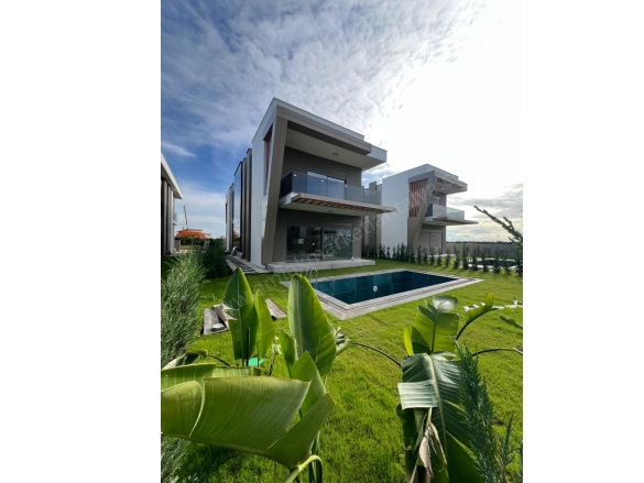 Odabaşı Mah. Kepez Satılık Villa |  5+1 Oda | 350M2 43.500.000Tl  Krediye Uygun  | Villa | Doğalgaz(Kombi) | 4 Banyo Resim-1