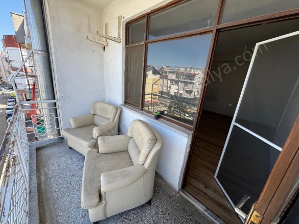 Kızılsaray Mah. Muratpaşa Satılık Daire |  3+1 Oda | 135M2 3.860.000Tl  Krediye Uygun  | 4. Kat | Klima | 1 Banyo Resim-4