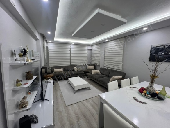 Liman Mah. Konyaaltı Satılık Daire |  3+1 Oda | 170M2 8.380.000Tl  Krediye Uygun  | 5. Kat | Doğalgaz(Kombi) | 1 Banyo Resim-2