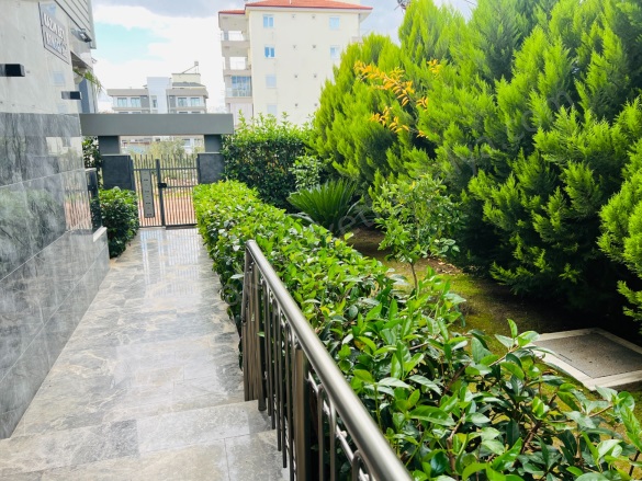 Yalınlı Mah. Döşemealtı Satılık Daire |  2+1 Oda | 150M2 5.650.000Tl  Krediye Uygun  | Bahçe Katı | Klima | 2 Banyo Resim-5