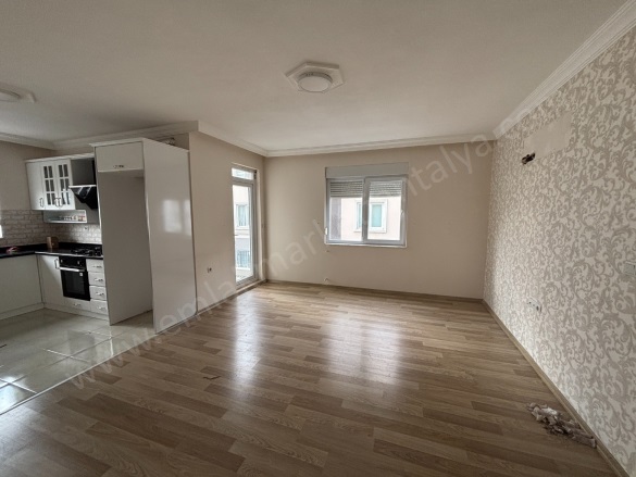 Yüksekalan Mah. Muratpaşa Satılık Daire |  2+1 Oda | 100M2 4.750.000Tl  Krediye Uygun  | 2. Kat | Doğalgaz(Kombi) | 1 Banyo Resim-4