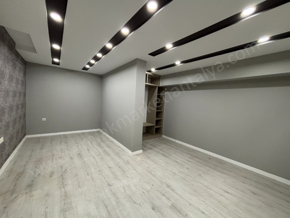 Yüksekalan Mah. Muratpaşa Satılık Daire |  5+1 Oda | 180M2 4.650.000Tl  Krediye Uygun  | Ters Dubleks | Doğalgaz(Kombi) | 3 Banyo Resim-4