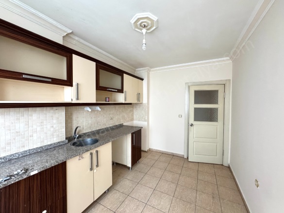 Kızıltoprak Mah. Muratpaşa Kiralık Daire |  2+1 Oda | 115M2 Aylık 26.000Tl | 3. Kat | Klima | 1 Banyo Resim-3