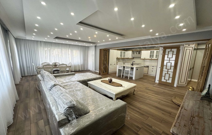 Çağlayan Mah. Muratpaşa Satılık Daire |  3+1 Oda | 160M2 13.600.000Tl  Krediye Uygun  Eşyalı  | 1. Kat | Doğalgaz(Kombi) | 2 Banyo Resim-3