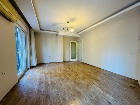 Meydankavağı Mah. Muratpaşa Kiralık Daire |  2+1 Oda | 80M2 Aylık 26.000Tl | Yüksek Giriş | Klima | 1 Banyo Resim-4